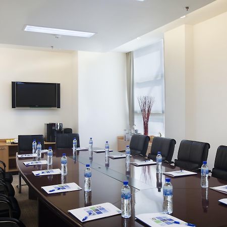 Holiday Inn Express Shanghai Wujiaochang, an IHG Hotel Bagian luar foto
