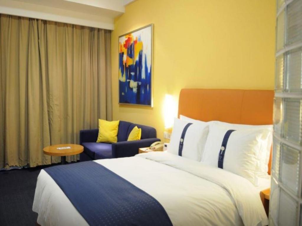 Holiday Inn Express Shanghai Wujiaochang, an IHG Hotel Bagian luar foto